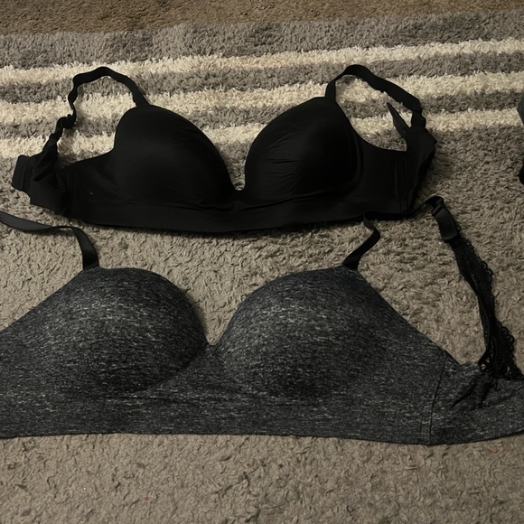 Bras - Picture 1 of 1